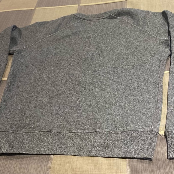 Aritzia TNA Sweatshirt - Picture 2 of 4